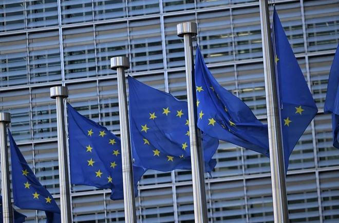 天顺娱乐官方：“拉胯！想赢中美，但啥啥都不干”